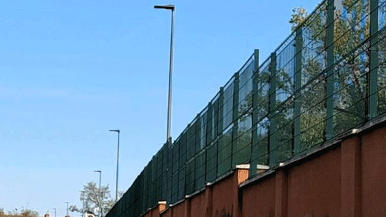 Buscan al autor de la agresión sexual a una joven junto al centro de inmigrantes de Alcalá