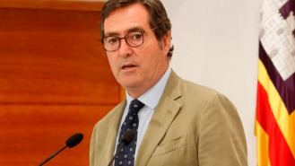 La CEOE aprueba la última propuesta del Gobierno sobre los ERTE