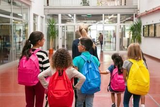 Inicio del curso escolar con 15.000 estudiantes en centros públicos y nuevas iniciativas educativas