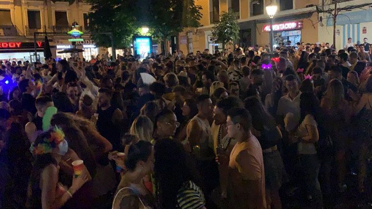 La Policía Municipal puso 1.200 multas por botellón en el fin de semana del Orgullo