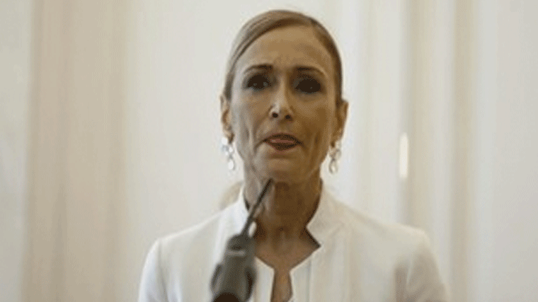 Cristina Cifuentes anuncia su 'baja temporal de militancia' del PP en Instagram