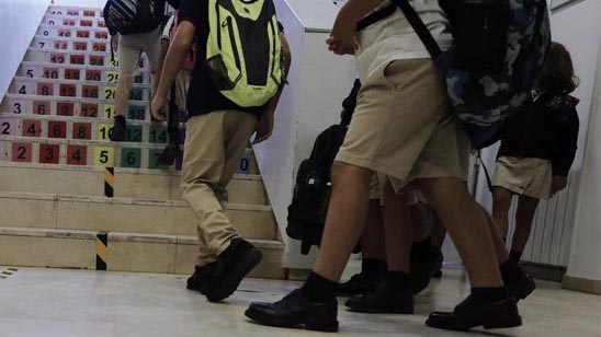 Las clases en cuarentena de los centros escolares madrileños se elevan a 168