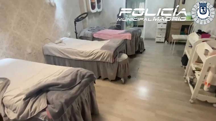 Desmanteladas tres clínicas estéticas ilegales en Usera por delitos contra la salud pública e intrusismo