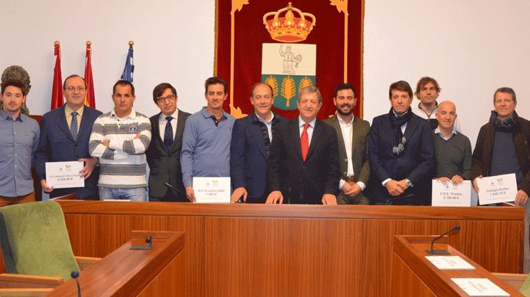 El Ayuntamiento subvenciona con 59.000 euros a ocho clubes deportivos