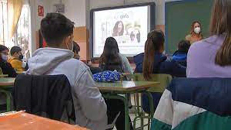 Los colegios de la región encaran la Navidad con más de 10.000 alumnos en cuarentena