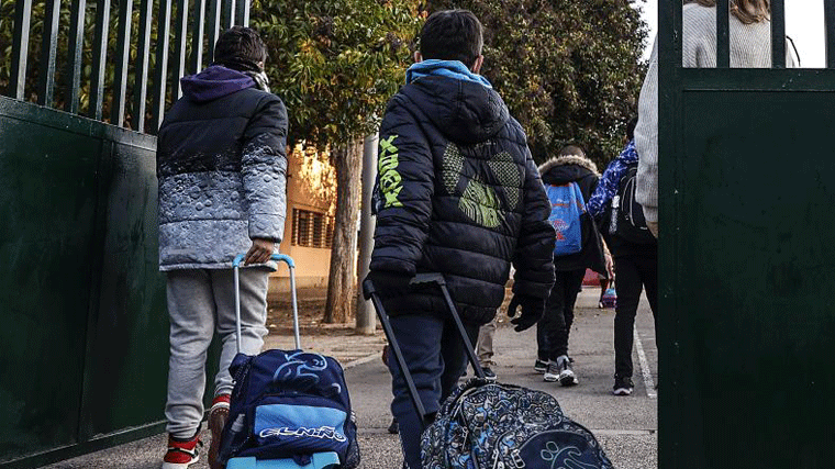 Madrid abrirá los colegios públicos en días no lectivos con actividades a partir de 2024