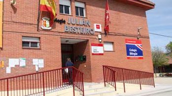 El Ayuntamiento repartirá los menús de las becas a través de cuatro colegios