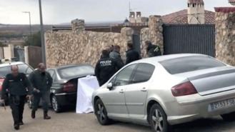 Sacrifican a los perros que mataron a dos vecinas de Colmenar por agresivos