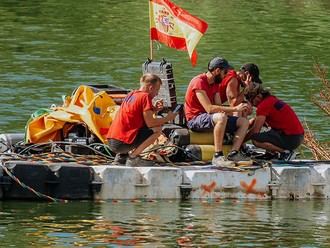 Recuperación de la estatua de los cormoranes en Molino de la Hoz
