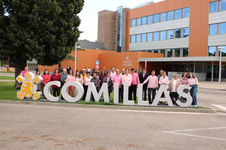 Comillas organiza actividades de sensibilización sobre el cáncer de mama en sus campus y sedes