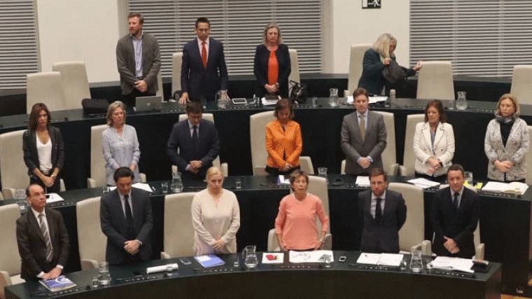 El PP enfrenta el último Pleno con 19 ediles, tras la fuga de Henríquez de Luna y Martínez-Vidal