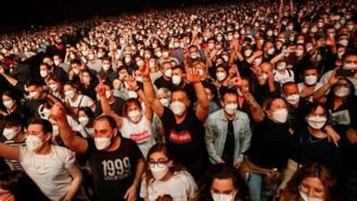 Los conciertos multitudinarios con mascarilla no son un peligro