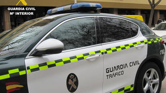 Detenido por facilitar sus datos a otro para presentarse por él al teórico de conducir