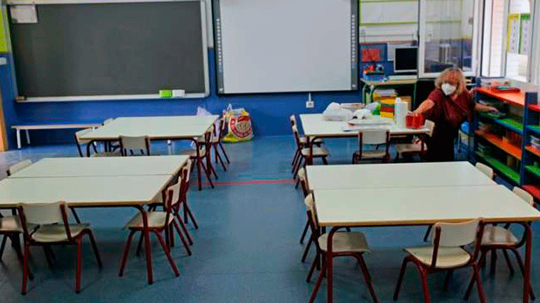 1.740 aulas confinadas en la Comunidad y 31.501 alumnos en cuarentena