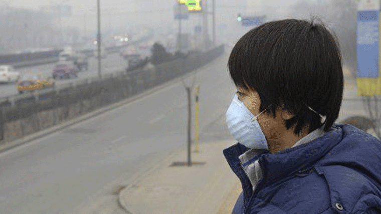 Reclaman restricción del tráfico por contaminación "sin precedentes"