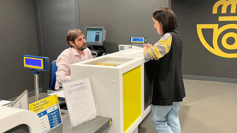 Correos contrata a 19.400 trabajadores para el refuerzo del voto por correo para el 23J