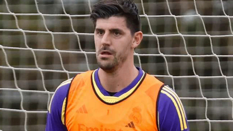 Courtois se fractura el menisco de su rodilla derecha durante un entrenamiento