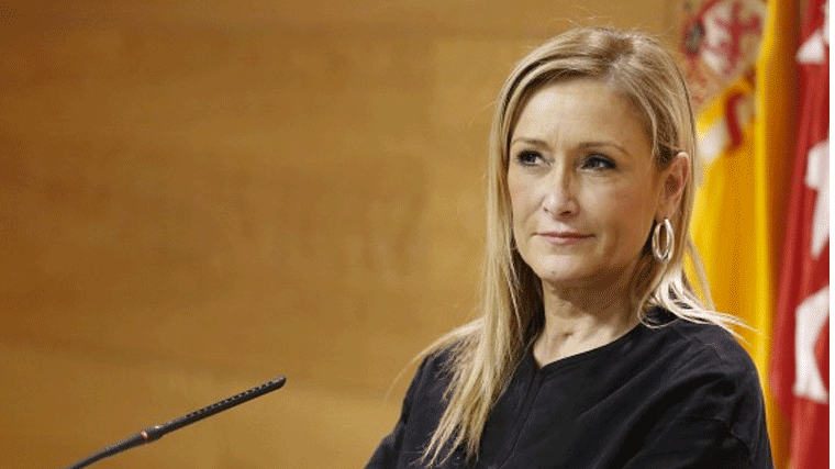 Cifuentes carga contra los 'desahucios preventivos' de Ahora Madrid