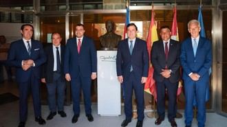 La UNED conmemora el legado de Adolfo Suárez con un curso de verano y programas especiales en medios