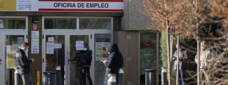 El paro sube en la Comunidad un 3,74%, con 11.140 desempleados más