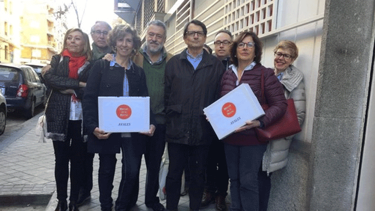 De la Rocha presenta 450 avales y Davila 370 a las primarias del PSOE