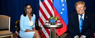 Delcy sonrie con Trump da besos a Sánchez y acaba con once años de aislamiento a Venezuela