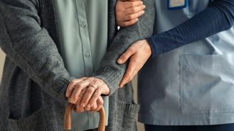 El Ayuntamiento reclama a la Comunidad la reforma de 5 residencias para atender grandes dependientes