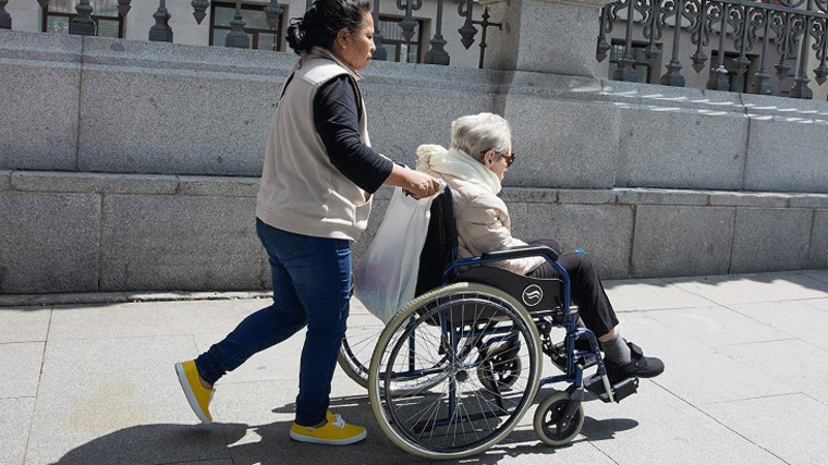 Crece por 1ª vez en 10 años la lista de espera en dependencia: 286.861 dependientes