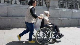 Crece por 1ª vez en 10 años la lista de espera en dependencia: 286.861 dependientes