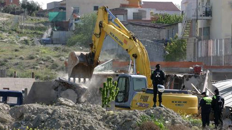 El jefe de urbanística investigado por el derribo de una vivienda en la Cañada