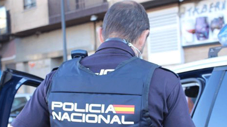 Detenido un hombre que robaba en centros de salud de la capital