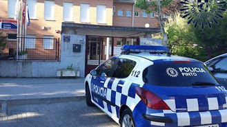 Detenido por 'desobediencia grave' al saltarse el confinamiento para ir a comprar leche a PInto