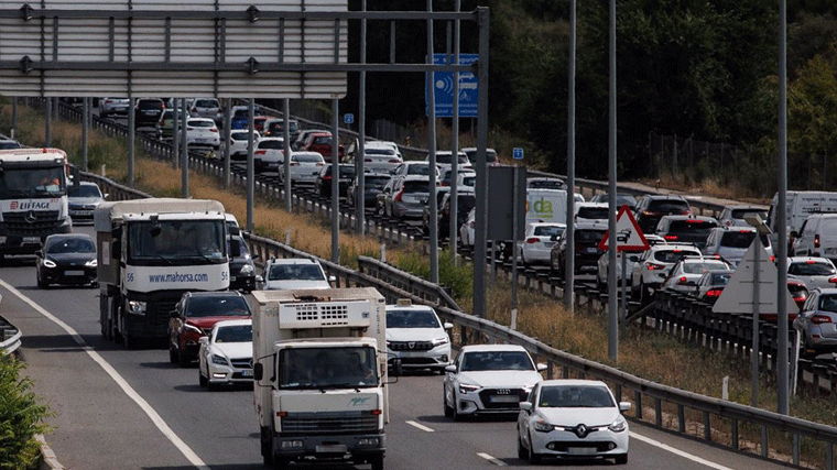 La DGT prvé 1,6 millones de desplazamientos en Madrid en el puente de la Constitución e Inmaculada