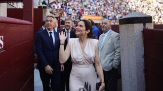 Díaz Ayuso asiste a la Corrida de la Prensa en Las Ventas, presidida por el Rey Felipe VI