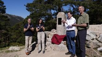 Homenaje al Camino Schmid en su centenario: Díaz Ayuso destaca su importancia para el senderismo en la región