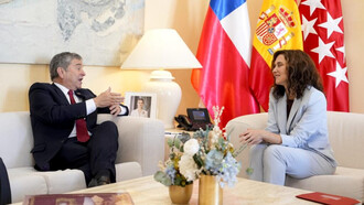 Fortalecen lazos comerciales y culturales entre Madrid y Chile en reunión de Díaz Ayuso con su embajador