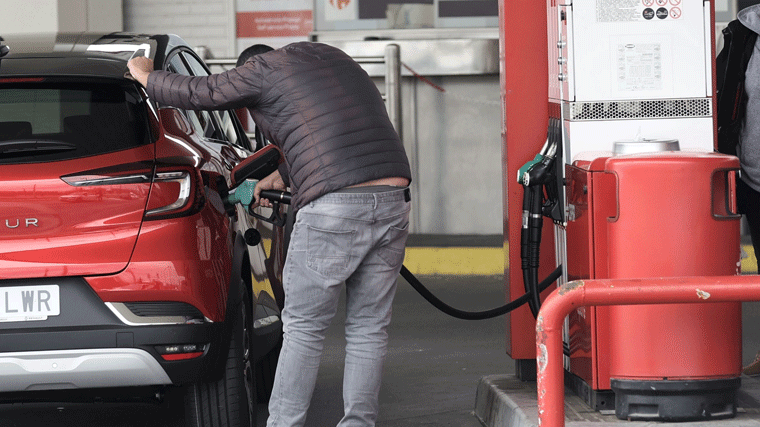 El diésel supera a la gasolina: Las bonificaciones empezarán a transferirse la próxima semana