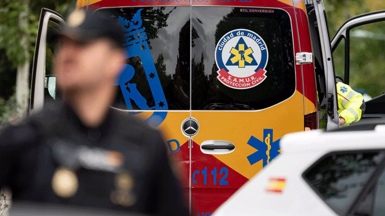 Varios adolescentes apuñalan a un joven de 23 años otro para robarle 30 euros en el distrito de San Blas