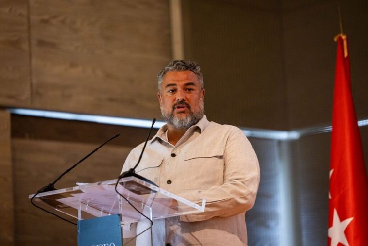 Profesionales del CSDMM de la UPM reciben premios en la Academia de la Moda Española
