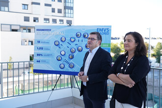 Madrid inaugura 45 viviendas de alquiler asequible en El Cañaveral