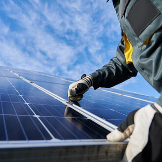 Bonificaciones aumentadas para empresas de energías renovables en 2026
