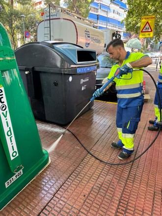 Limpieza intensiva en Estoril II para mejorar espacios públicos