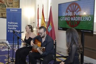 El Ayuntamiento de Madrid destaca el papel de mujeres gitanas emprendedoras