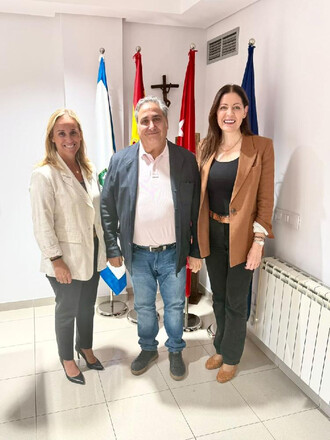 Convenio para modernizar el mercadillo local y promover la sostenibilidad