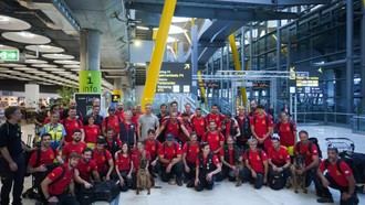 Regresa el equipo de emergencia de Madrid tras su labor en rescate en Venezuela por terremotos