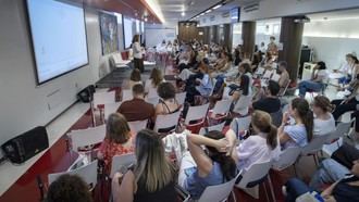 Jornada de Cuidados en el Hospital Cruz Roja reúne a 126 enfermeros