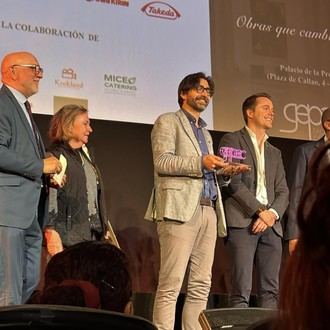 Antonio Pérez-Martínez recibe el Premio GEPAC por su investigación en oncología pediátrica
