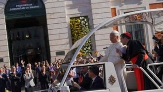 El Papa León XIV recorre Madrid antes de su encuentro en el Santiago Bernabéu