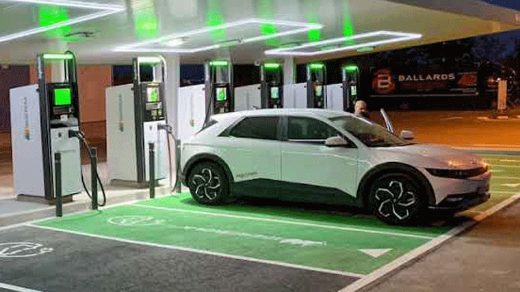 La estación de servicio del Paseo de la Castellana se convertirá en la mayor electrolinera del centro de Madrid