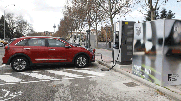 Madrid estrenará en 2024 la electrolinera callejera más grande con 94 plazas de recarga